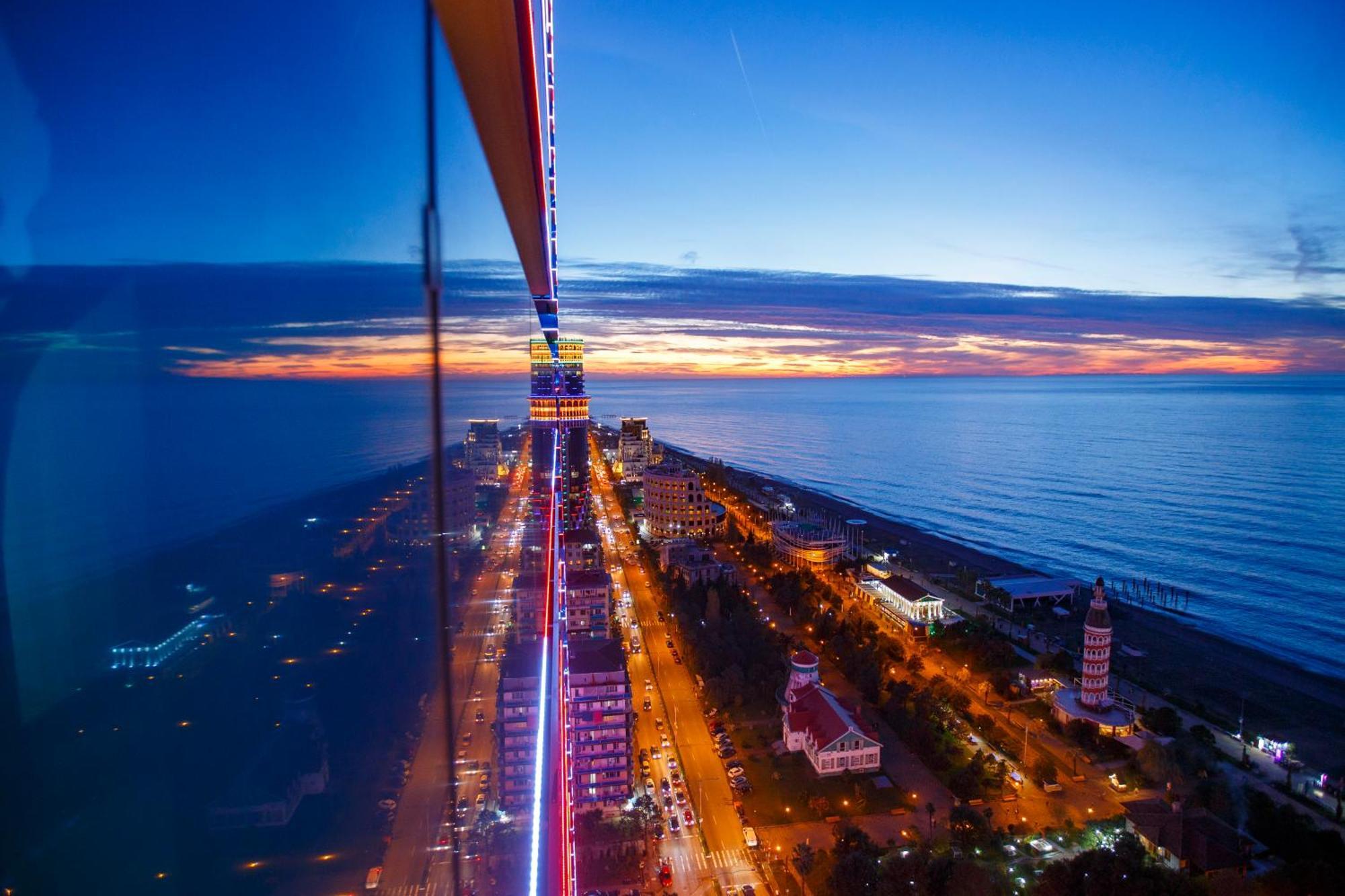 Panorama Orbi Beach Resort Center Suite Batum Dış mekan fotoğraf